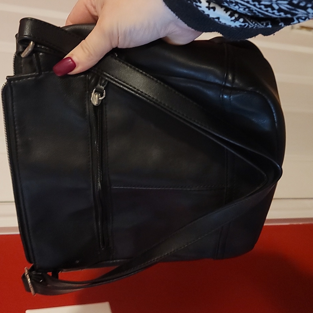 Purse - Picture 2 of 2